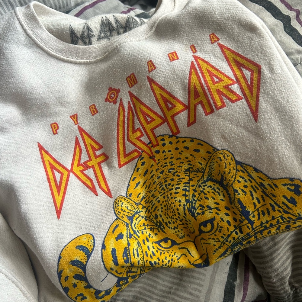 Def Leppard Pyromania Graphic Sweatshirt